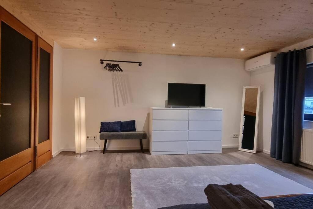 Capa Ferienwohnung Pfalz Neustadt an der Weinstraße 外观 照片